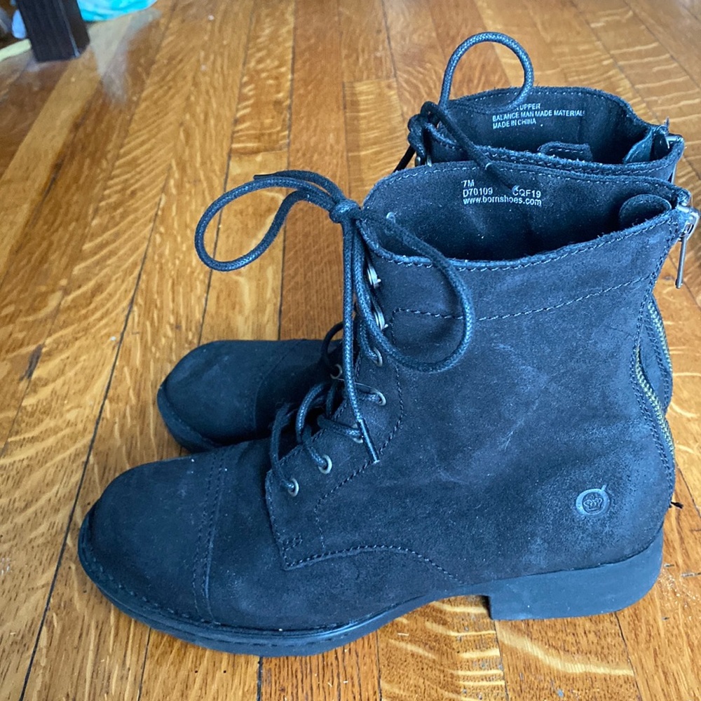 Born lace up leather boots